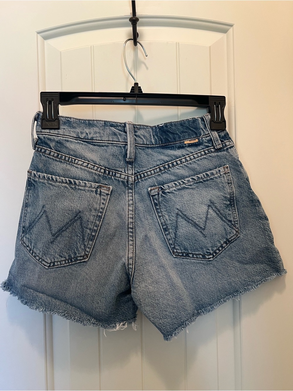 MOTHER The Skipper Short N’ Long Fray Denim Cutoff Shorts. Size 23 - Picture 7 of 9
